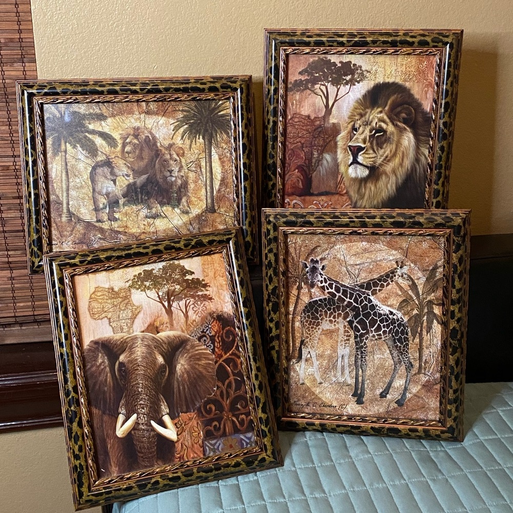 Set of 4 frame decor